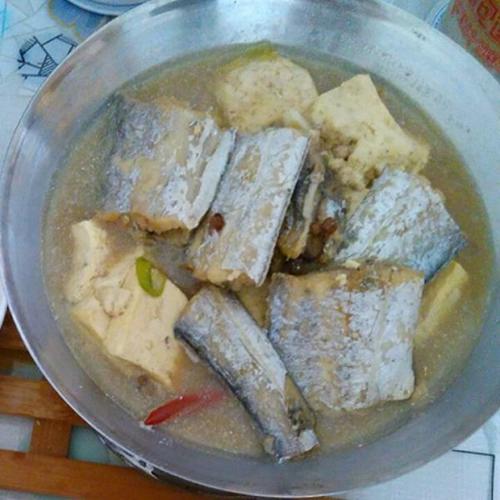 刀鱼炖豆腐：美味营养互补的家常汤品