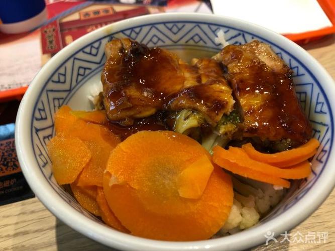 吉野家鸡腿饭_吉野家鸡腿饭热量