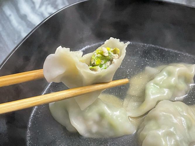 猪肉芹菜饺子的正确做法芹菜不焯水不刹水香味浓