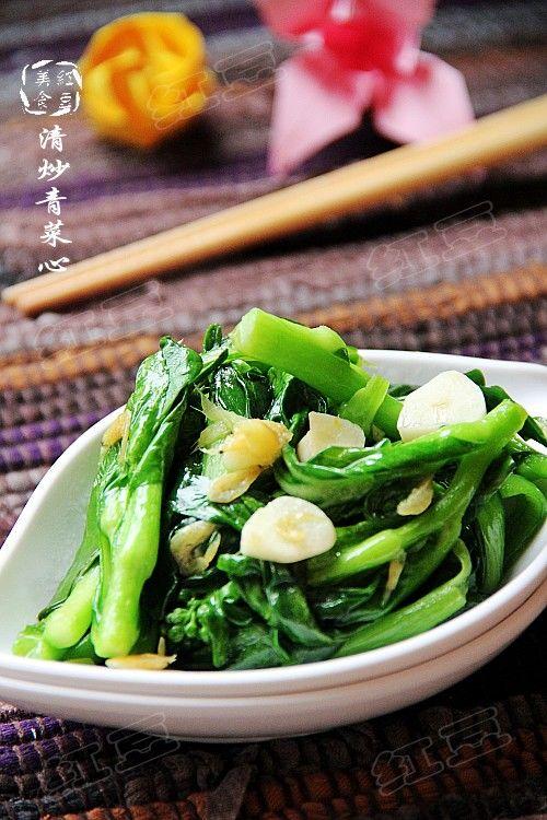 青菜做法大全集锦：从简单到复杂，26个家常菜谱的完整指南