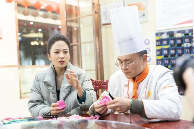 『大师课堂』感谢谭家菜第四代传人谭学文大师为中餐学子带来精彩有趣的一课~