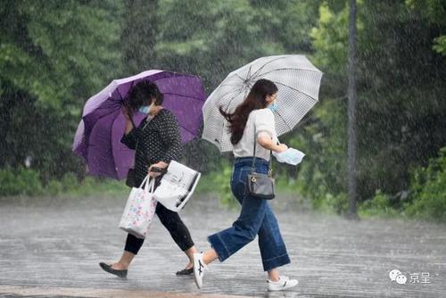 北方谷雨迎来降水大雨如注强降雨+沙尘暴还要来看农谚咋说