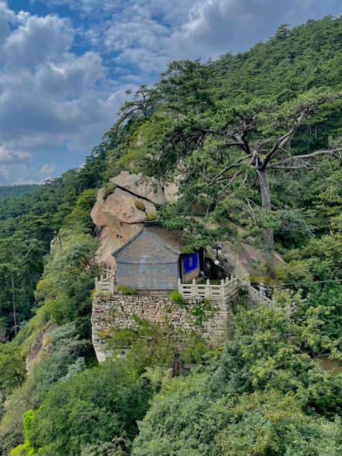 辽宁医巫闾山_辽宁医巫闾山风景区