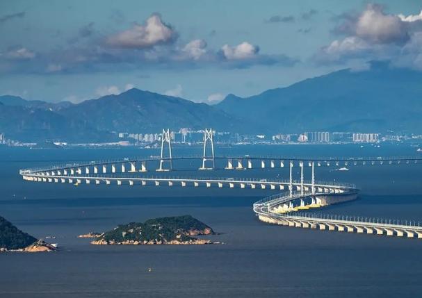 港珠澳大桥什么时候通车_港珠澳大桥哪年通车