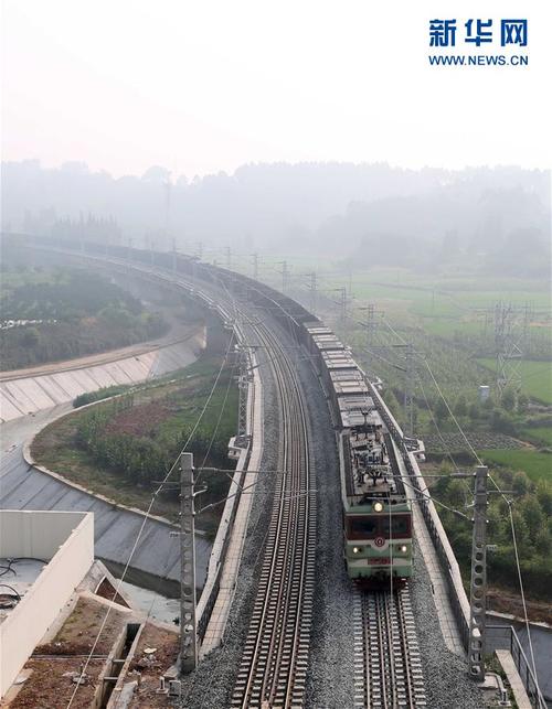 成昆铁路复线_成昆铁路复线12月26日通车