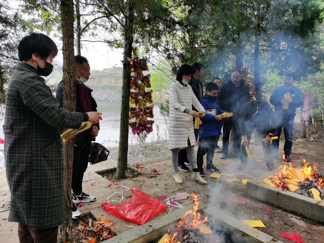 清明节祭祖_清明节祭祖图片