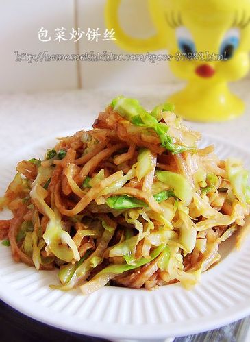 圆白菜炒饼_圆白菜炒饼丝的做法视频