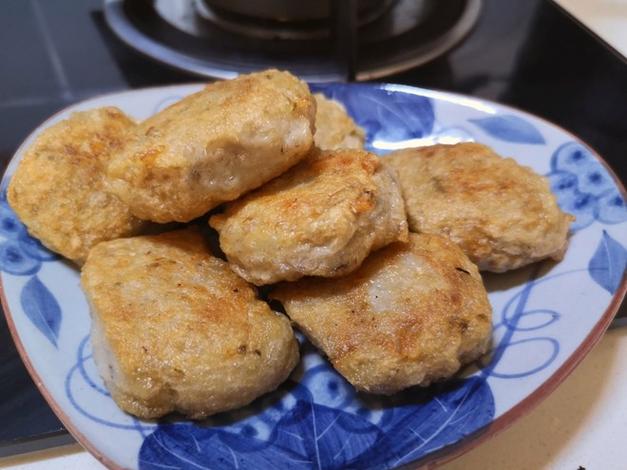 鱼饼_鱼饼怎么做好吃又简单