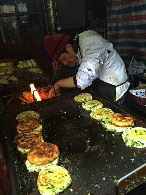 阿大葱油饼_阿大葱油饼多少钱一个