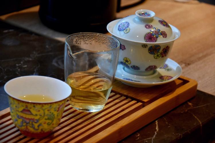 冲泡普洱茶_冲泡普洱茶一般用 以上的水温冲泡